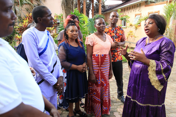 Former Kenyan ambassador to Zambia Sophie Ngade with her supporters at her residence in Mtomondoni, Mtwapa on Saturday.