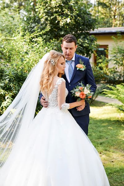 Fotógrafo de casamento Darya Romanova (silentium). Foto de 5 de fevereiro 2019