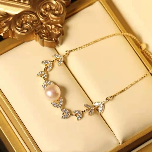 Title 4, Womens Fashion Bracelet High-grade Temperament...