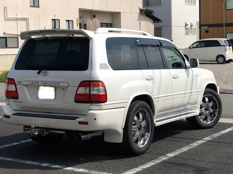 ランドクルーザー100のDIYに関するカスタム事例の投稿画像4枚目