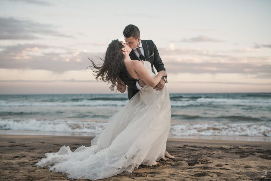 Fotografo di matrimoni Laura (tipos). Foto del 23 maggio 2019