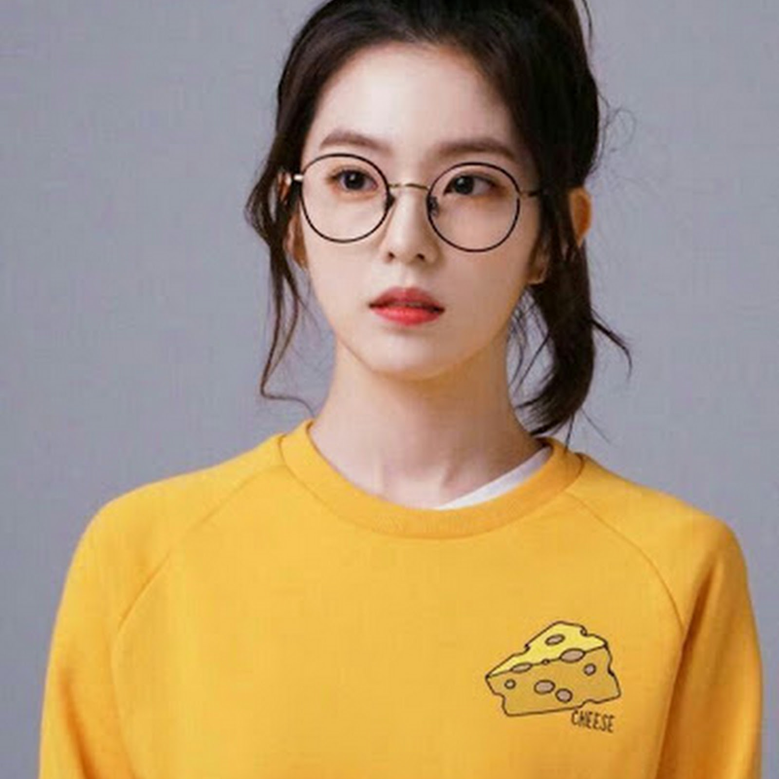 10+ Times Red Velvet’s Irene Transformed Into A Cute College Student With Glasses