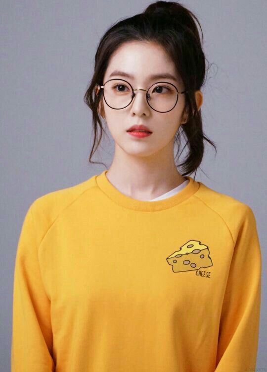 irene glasses 1