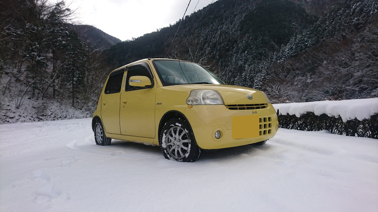 エッセの雪と愛車・雪と晴れに関するカスタム事例の投稿画像1枚目