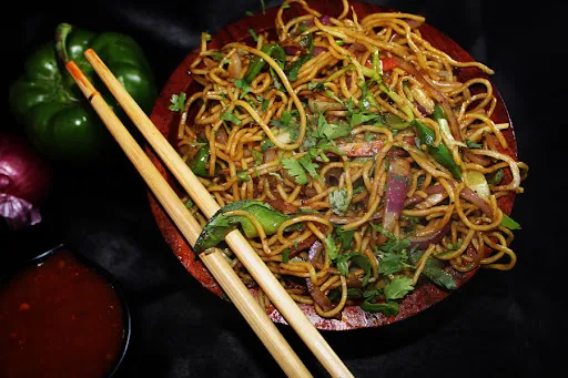 Veg Chowmein Desi Style Jumbo [dotd]