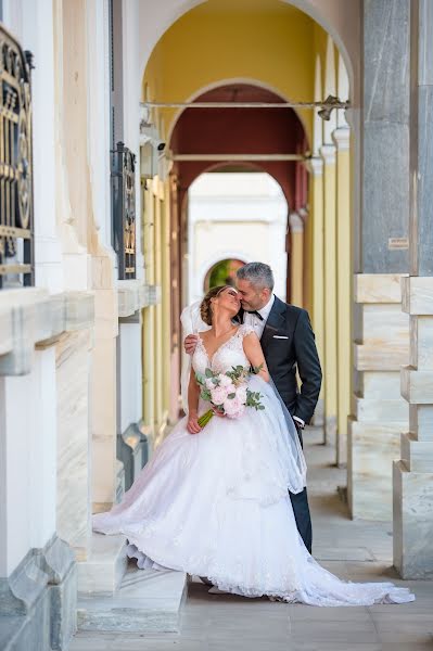 Fotógrafo de casamento Kostas Sinis (sinis). Foto de 8 de julho 2021