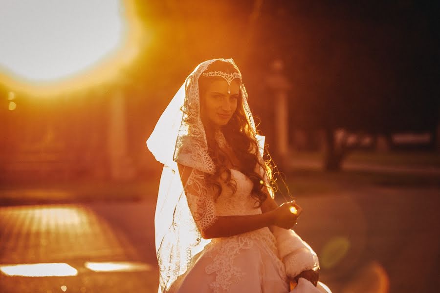 Fotografo di matrimoni Vitalik Gandrabur (ferrerov). Foto del 26 settembre 2017