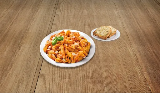 Red Sauce Veg Penne With Garlic Toast