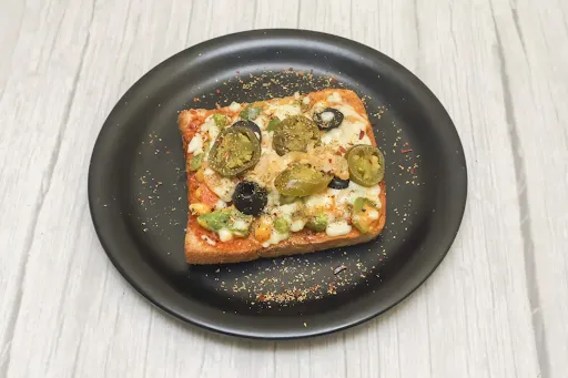 Veggies Loaded Garlic Bread