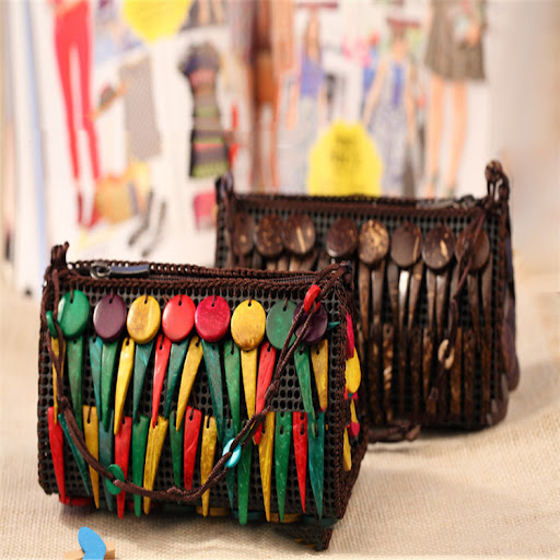 Title 3, One-shoulder Messenger Bag for effortless carry...