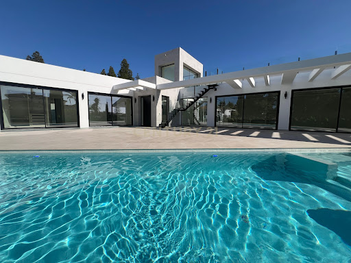 Buy this luxury property in Mijas (Spain) - Modern house with outdoor swimming pool