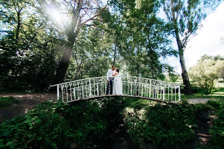 Fotógrafo de casamento Vitaliy Andreev (wital). Foto de 2 de agosto 2017