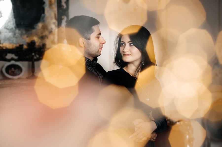 Fotografo di matrimoni Tolik Sabina (toliksabina). Foto del 7 gennaio 2020