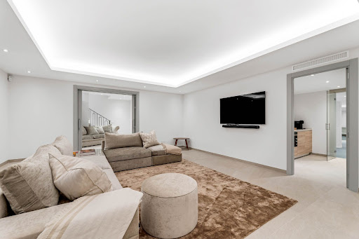 Villa avec piscine et terrasse 4