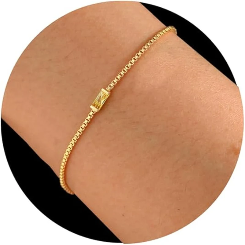 Pulsera Cadena Caja Zirconio Retro Europea Americana Un accesorio elegante con color y brillo que complementa tu estilo. Diseño versátil y atractivo.