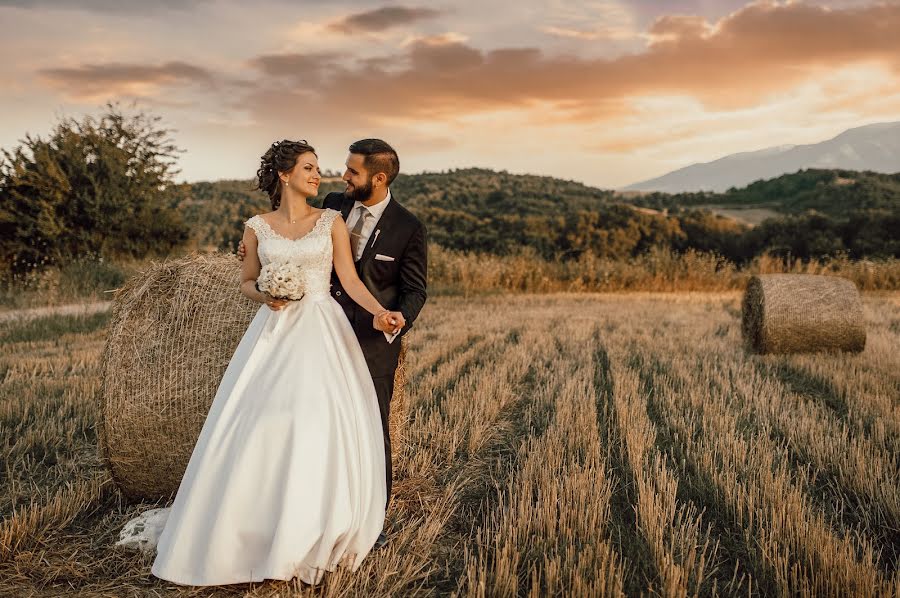 結婚式の写真家Dimitris Koukiotis (dimikouk1)。2018 11月6日の写真