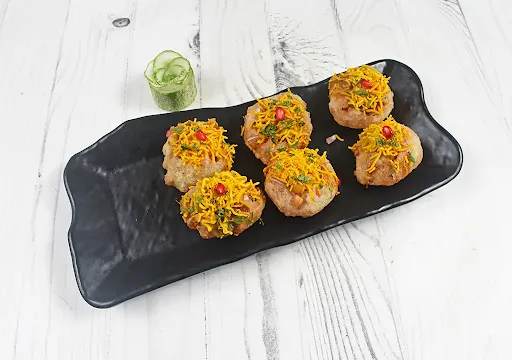 Sev Aloo Puri [6 Pieces]