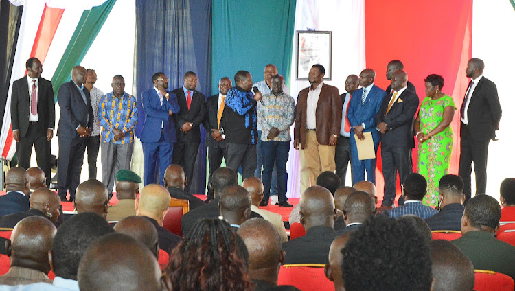 Kakamega MPs at the meeting with President William Ruto at State Lodge on Thursday