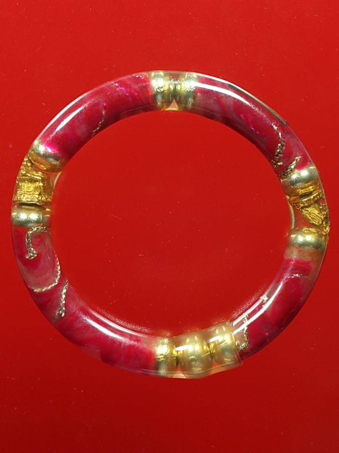 กำไลหลวงพ่อคูณ