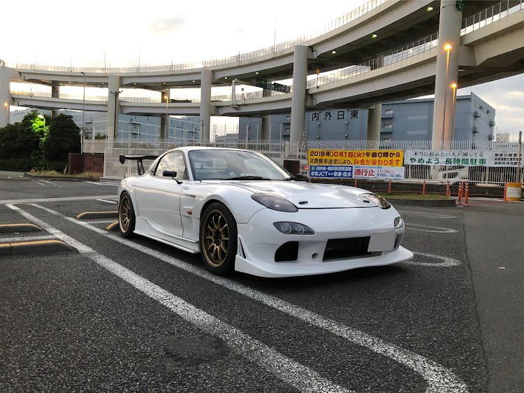 RX-7の白色槍騎兵さんが投稿したカスタム事例の投稿画像1枚目