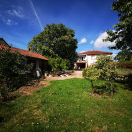 maison à Saint-Gérand-le-Puy (03)