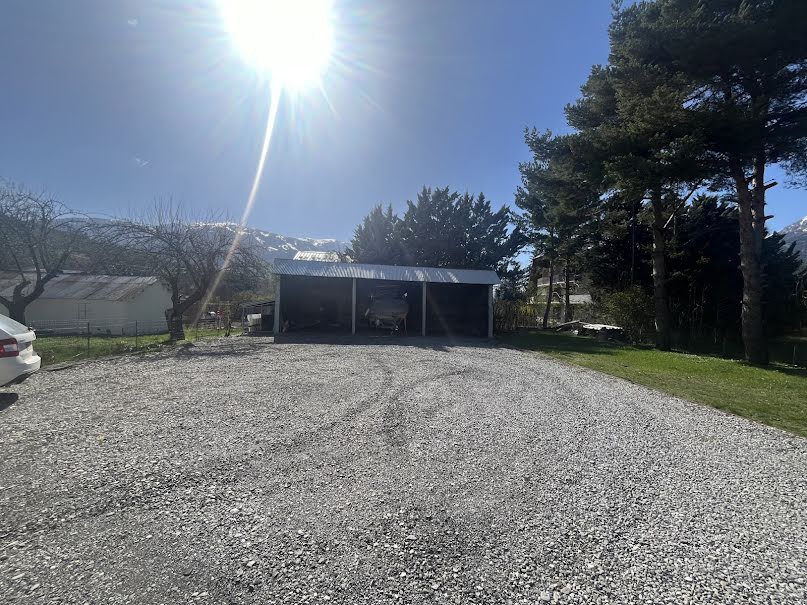 Vente terrain  700 m² à Barcelonnette (04400), 129 000 €