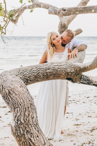 Wedding photographer Anna Bender (annabender). Photo of 18 August 2018