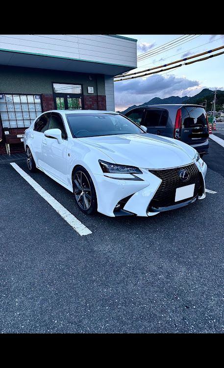 GSのレクサスgs450h・レクサスGS・GWL10・テイン車高調に関するカスタム事例の投稿画像1枚目
