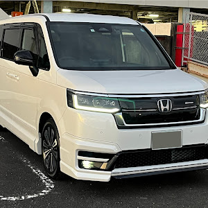 ステップワゴン RP8