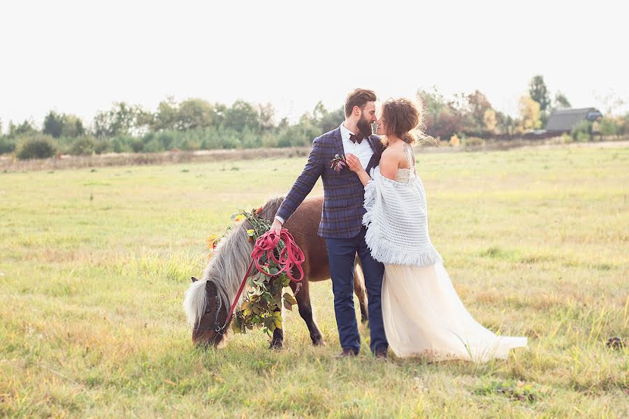 Fotografo di matrimoni Marina Voytik (voitikmarina). Foto del 13 novembre 2015