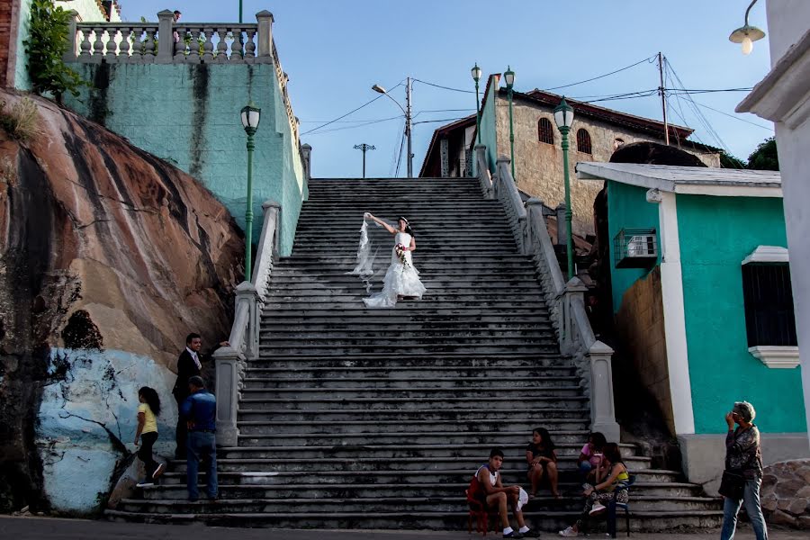 Fotografo di matrimoni Saig Gutierrez (saigfotografia). Foto del 6 aprile 2018