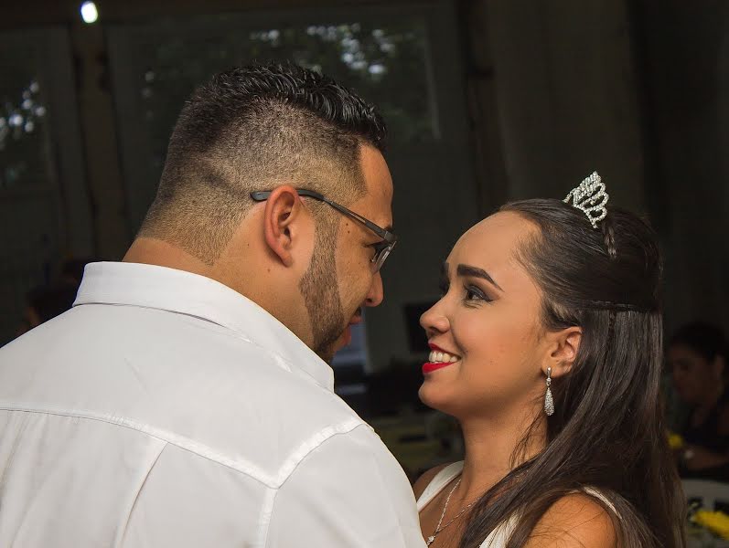 Fotografo di matrimoni Denis Leão (denisleao). Foto del 28 marzo 2020