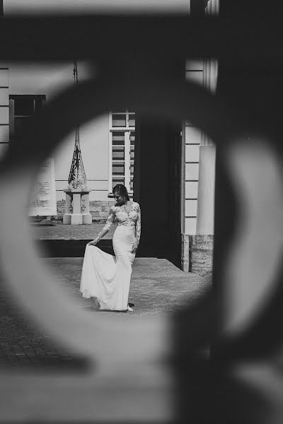 Wedding photographer Anna Albert (a-albert). Photo of 28 September 2017