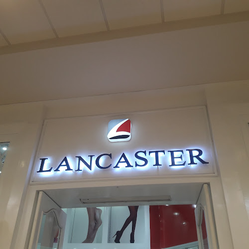 LANCASTER - Tienda de ropa