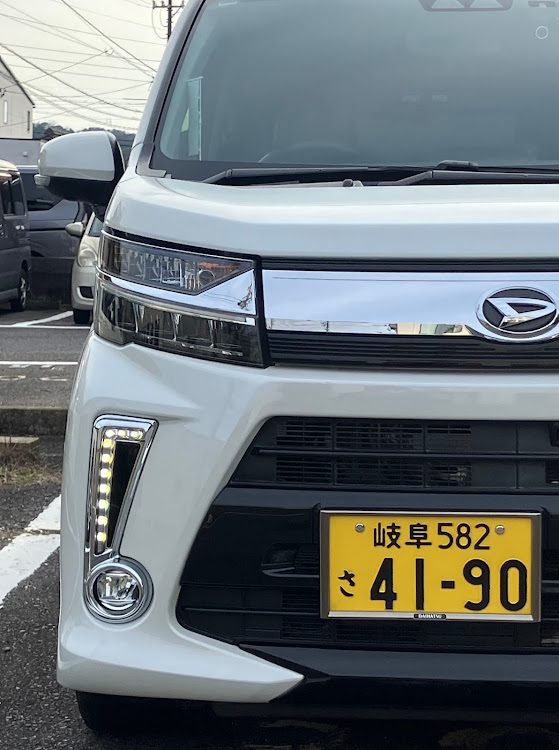 ムーヴカスタムの愛車の半顔が見たい・3月もよろしくお願いします🙇に関するカスタム事例の投稿画像1枚目