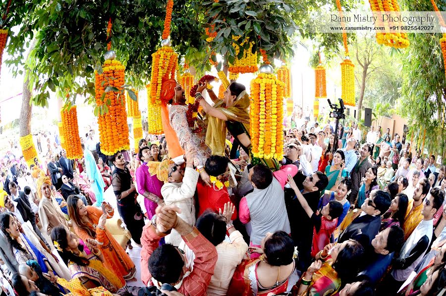 Fotógrafo de bodas Ranu Mistry (mistry). Foto del 22 de junio 2015