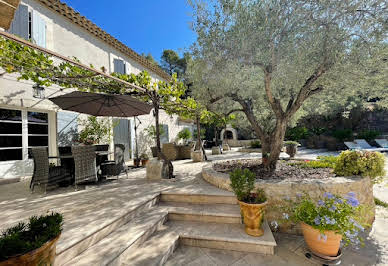 House with pool and terrace 3