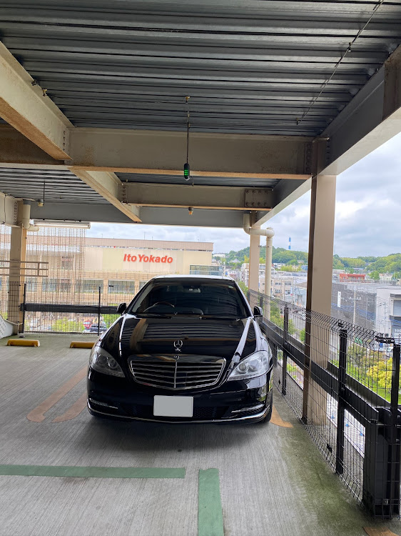 Sクラスセダンのセダン好きと繋がりたい・70カムリ・当て逃げは許さないに関するカスタム事例の投稿画像3枚目