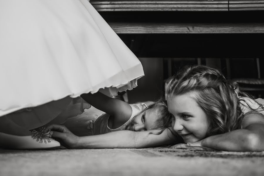 Fotógrafo de casamento Monika Dziedzic (zielonakropka). Foto de 21 de agosto 2019