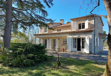 Maison avec terrasse 2