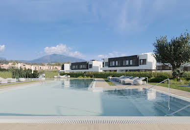 Maison avec piscine et jardin 12