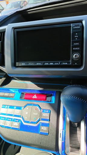 ステップワゴンスパーダ Rk5の純正ナビ ホンダインターナビ 老眼には辛い カーナビ 何使ってる に関するカスタム メンテナンスの投稿画像 車のカスタム情報はcartune