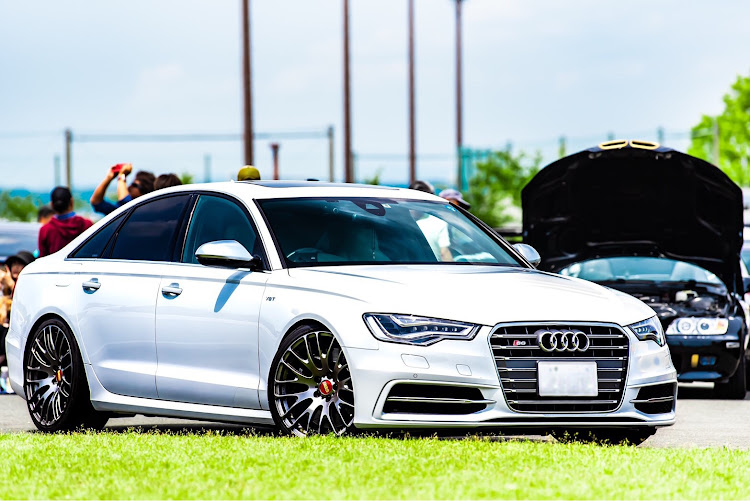 S6 セダンのエコパサンデーラン・アウディのある生活・アウディ S6・楽しい時間に関するカスタム事例の投稿画像1枚目