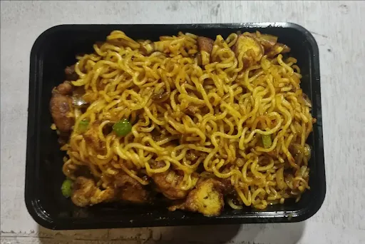 Chicken Peri Peri Fried Maggi