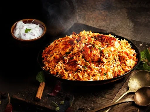 Charcoal Chicken Biryani [Boneless, Serves 1]