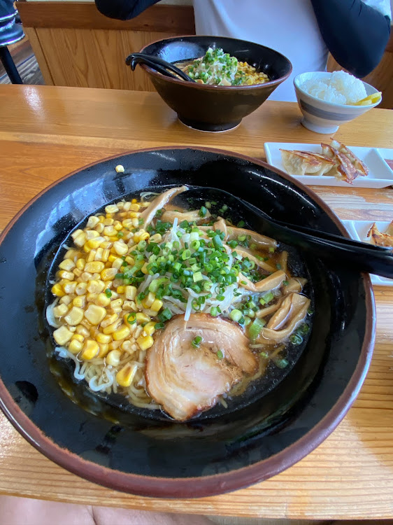 ヴェルファイアのラーメン🍜古殿家・ライトカバー完成間近‼️・いいね＆フォロー＆コメントありがとうございますに関するカスタム事例の投稿画像4枚目