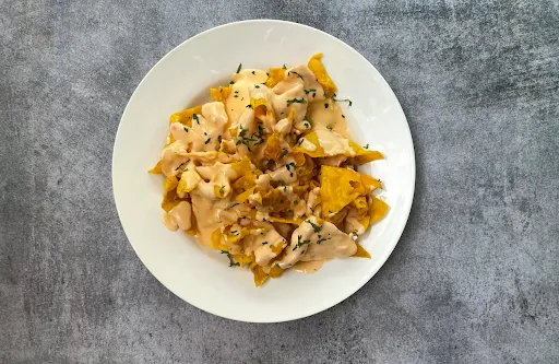 Manhattan Cheesy Nachos