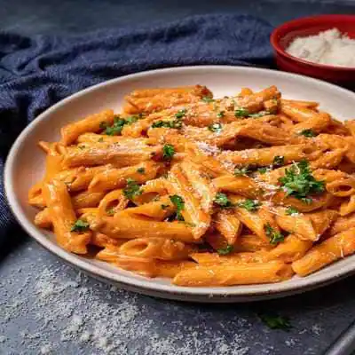 Veg Pink Sauce Pasta ( Penne )