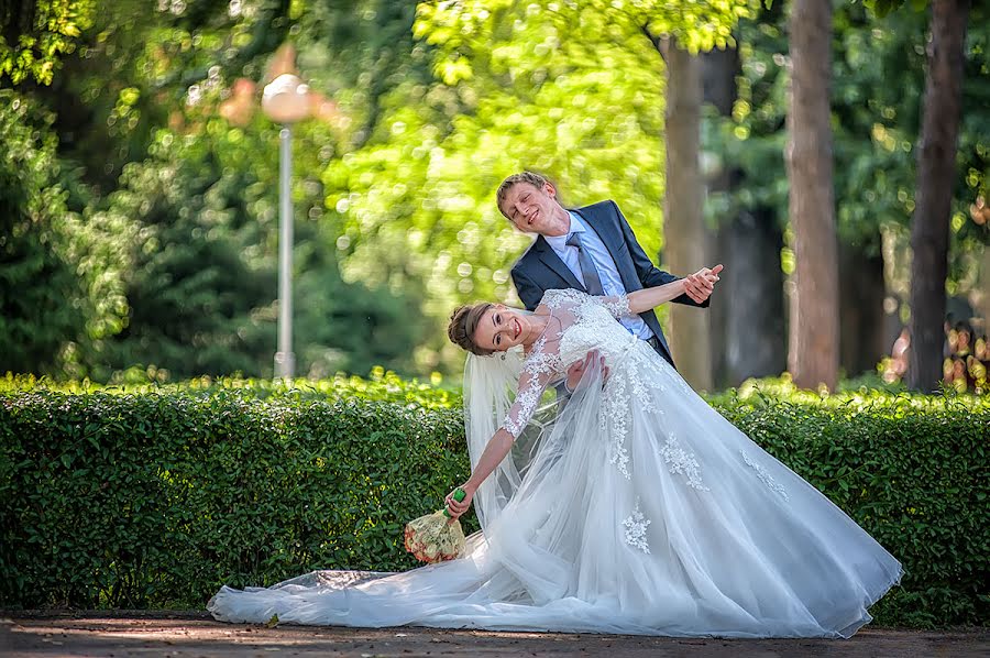 Fotografo di matrimoni Vladimir Amangaliev (pavv). Foto del 23 maggio 2016