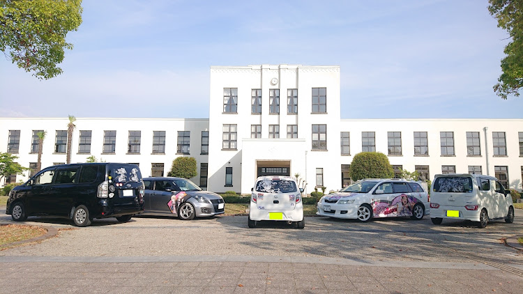 カローラフィールダーのメタセコイア並木・あのベンチ・聖地巡礼・豊郷小学校旧校舎群・痛車コラボに関するカスタム事例の投稿画像18枚目